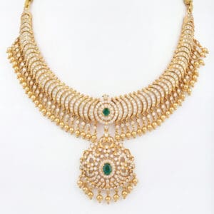 DIAMOND NECKLACE