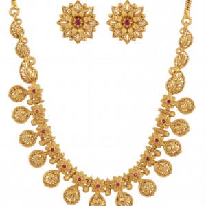 GOLD NECKLACE